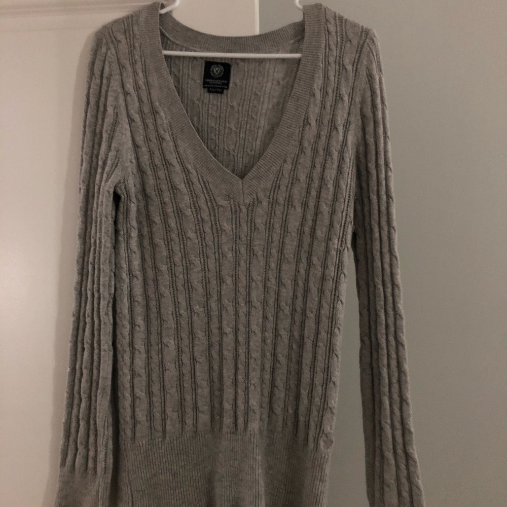 Light Grey, super comfy American Eagle Cable Knit